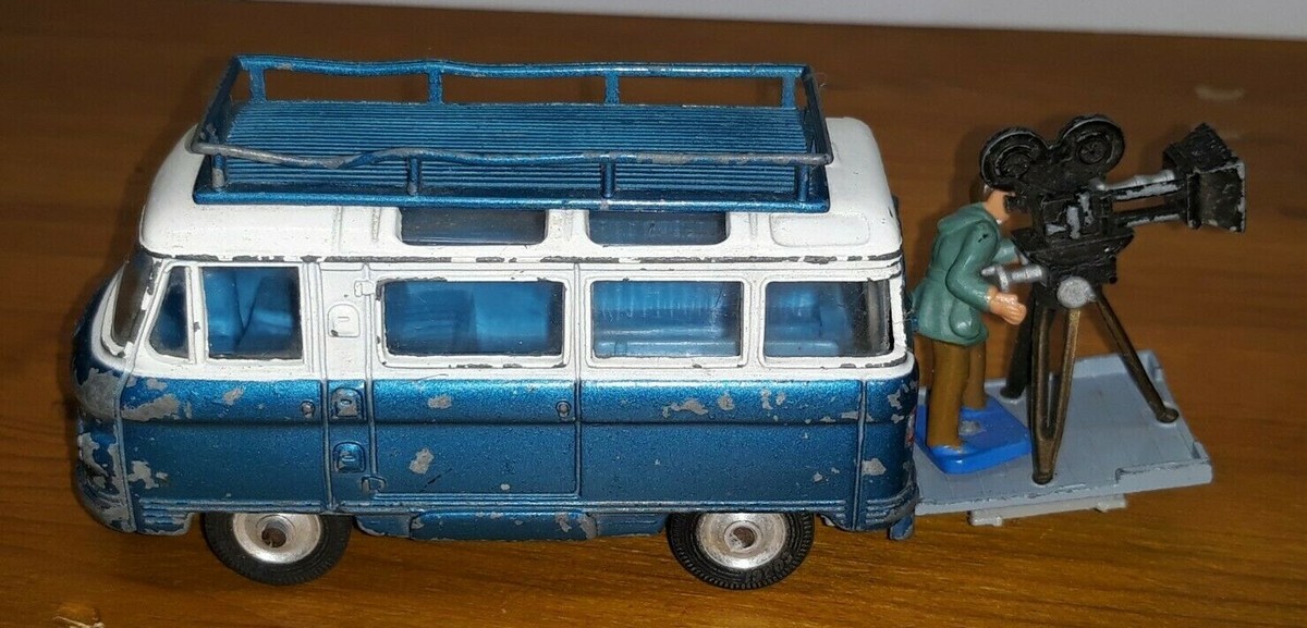 【中古】CORGI TOYS COMMER BUS 2500 SERIES 2 vintage diecast Corgi 'Commer Bus 2500 series'.