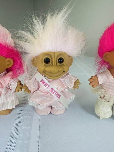 5 Lot Vtg Russ Trolls Pink! Ice Skater Sweet 16 Pajamas 1990s Gift Idea - Picture 3 of 10