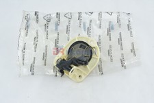 Cerradura pestillo puerta trasera lateral maletero citroen c15 peugeot 306 8726l9