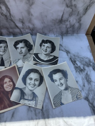 FOTO ENCONTRADA DE COLECCIÓN Lote De 12 Fotografías Años 50 Mujer Joven Clase Escuela Retrato - Imagen 4 de 6