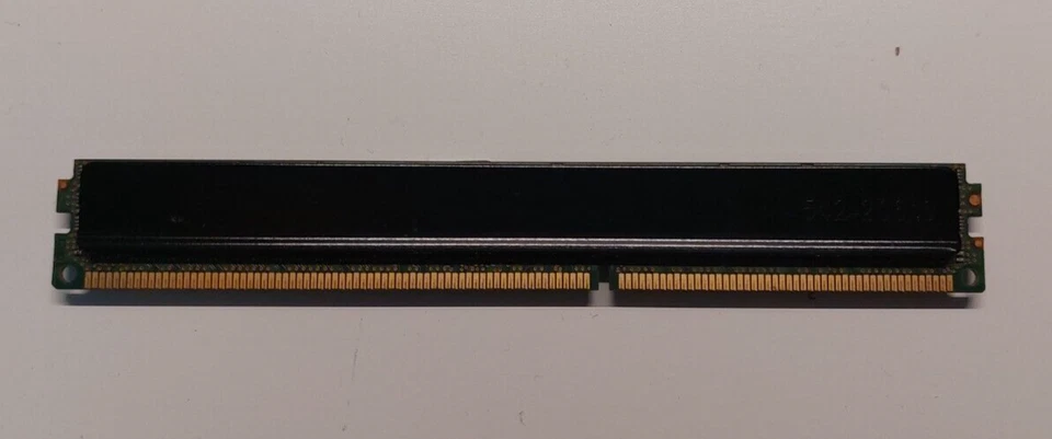 Micron 16GB DDR3 1866 PC3-14900R 1.5V Registered ECC RAM MT36JDZS2G72PZ 46W0714 - Image 2 of 2