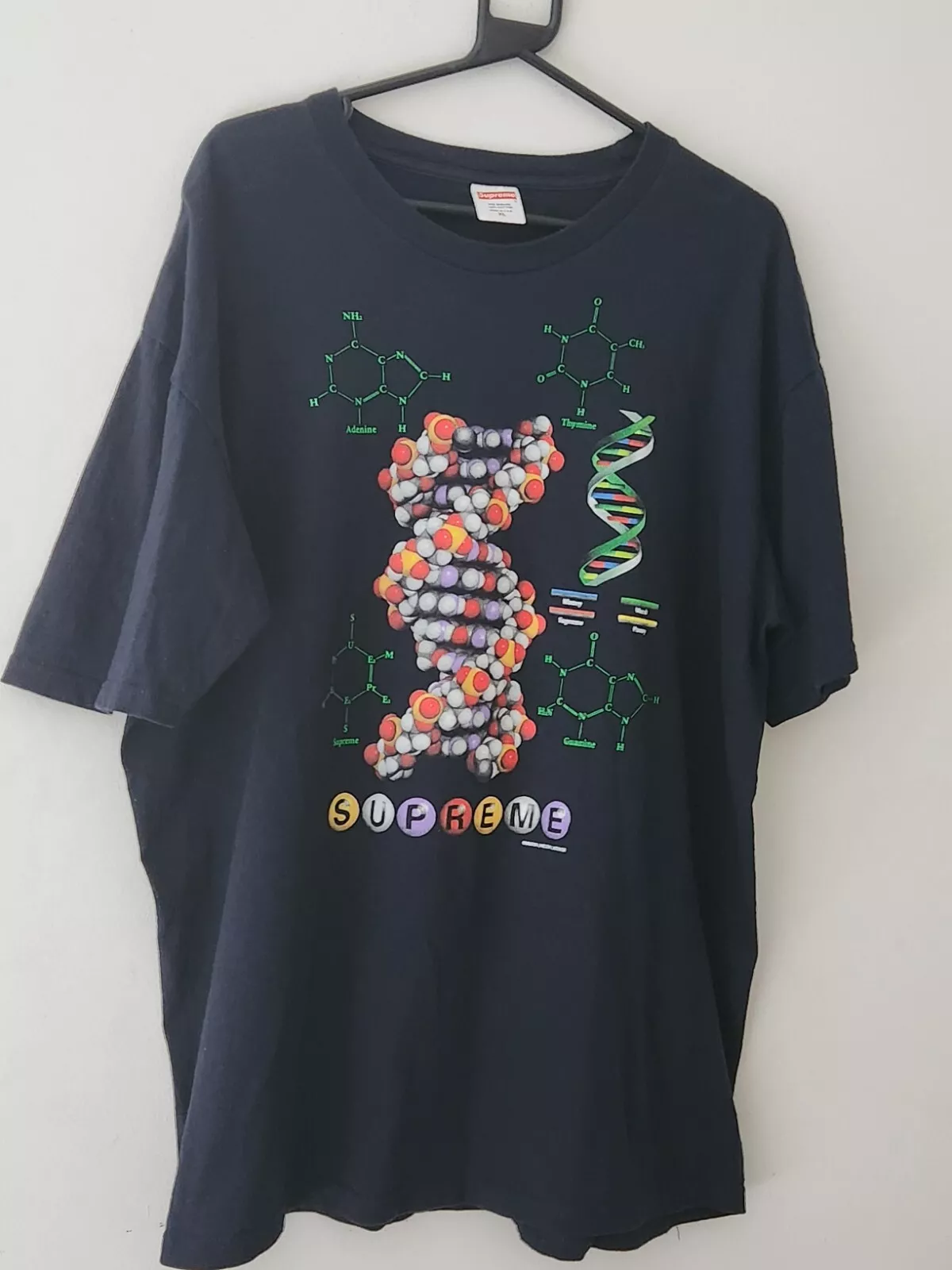 T shirt FW17 Supreme DNA taille XL bleu marine