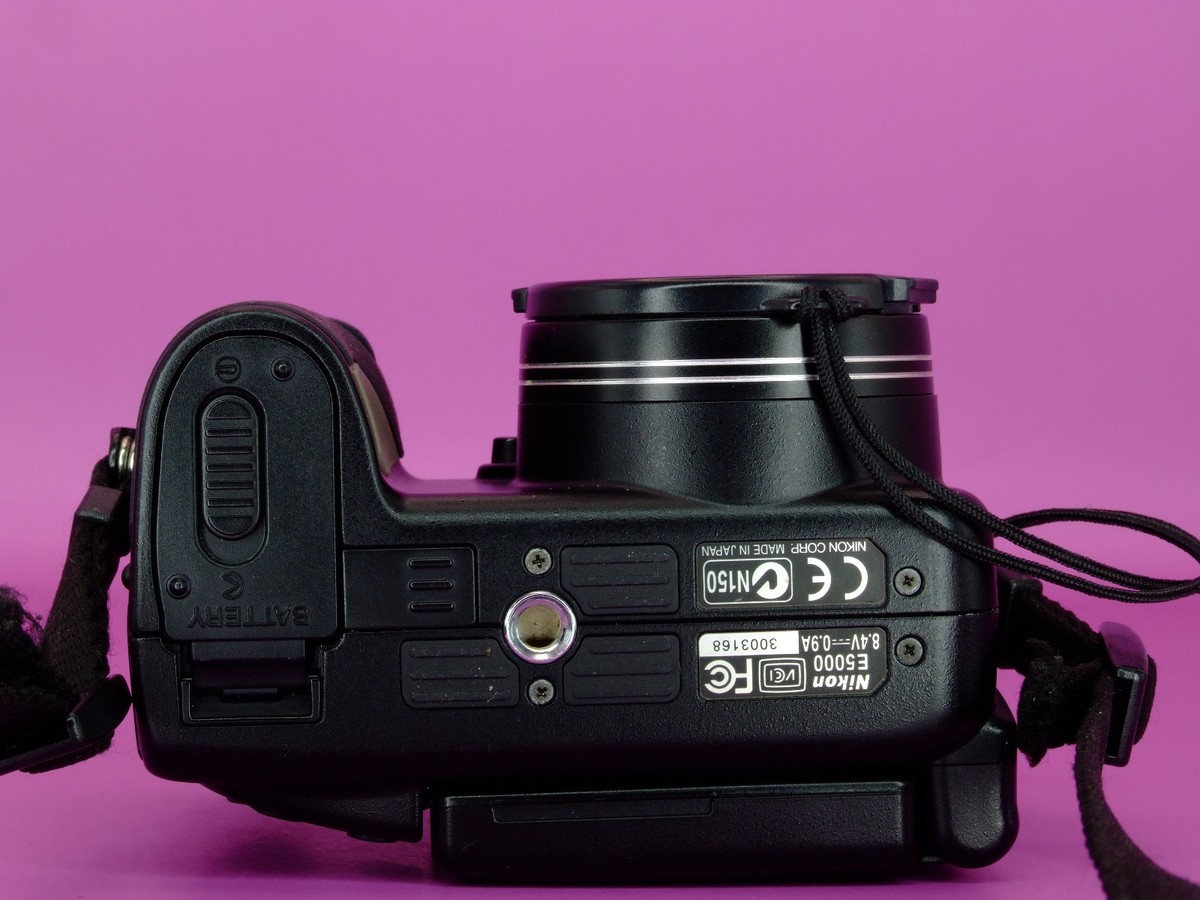 Nikon COOLPIX P5000 10.0MP Digital Camera - Black for sale