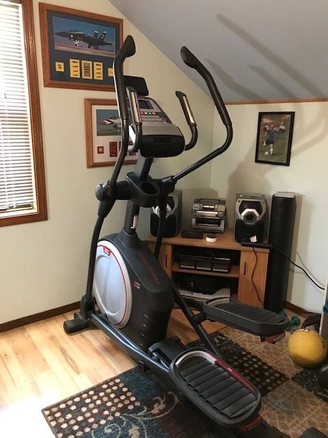 PRO FORM ENDURANCE 720E ELLIPTICAL SLIGHTLY USED