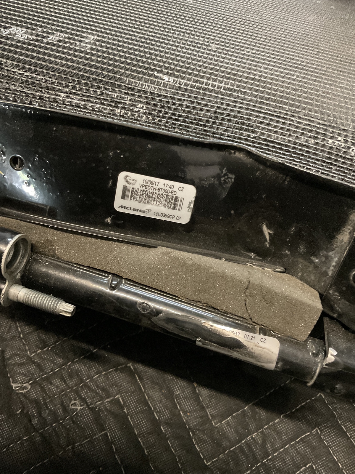 2018 MCLAREN 720S REAR DRIVER RADIATOR W/CONDENSER 11L0359CP.02 OEM~DAMAGE~