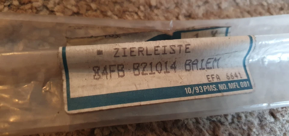 Original NUEVO NOS Ford Fiesta Mk2 XR2 XR2i RS1800 Puerta Delantera Moldura Gris Inserto - Imagen 4 de 4