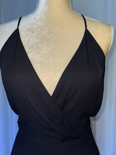 Victoria + Sophia Spaghetti strap Plunging Black Romper Size Small - Picture 2 of 11
