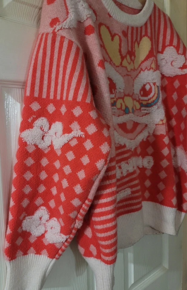 Raro Año del Dragón Suéter Rosa Talla Grande Foto 4 de 4