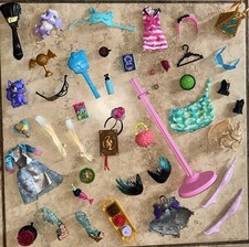 Mattel Monster High Mixed Accessories Lot Body Parts Clothes Shoes