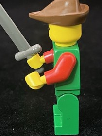 Lego Castle Forestman Forestman Red, Brown Hat, Red Plume Minifigure cas139 6103