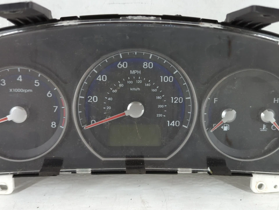 2010-2012 Hyundai Santa Fe Speedometer Instrument Cluster Gauges H8WGF - Image 3 of 4