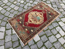 Turkish Vintage Small Rug Handmade Wool Bohemian Bath Mat Rug 1,9 x 3,2 ft
