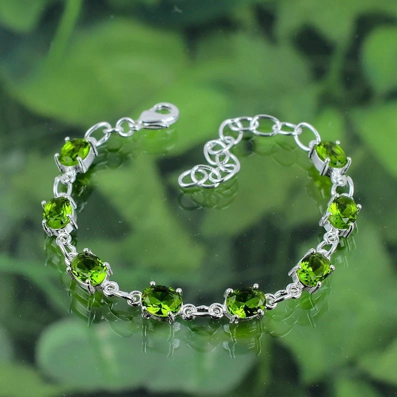 Brazalete de joyería de plata de ley 925 hecho a mano con piedras preciosas de peridoto verde tamaño-7-8" Foto 2 de 4
