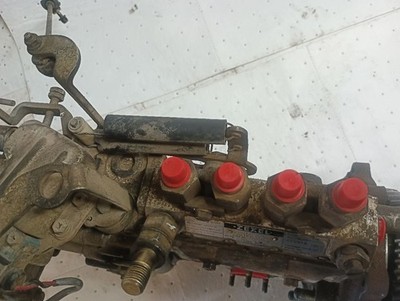 izuyan40 Fuel Injection Pump 8-97306044-9 For Isuzu 4HK1 Hitachi ZX210-3