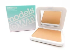 Models Own Grand Finale Pressed Powder, Amber 05  