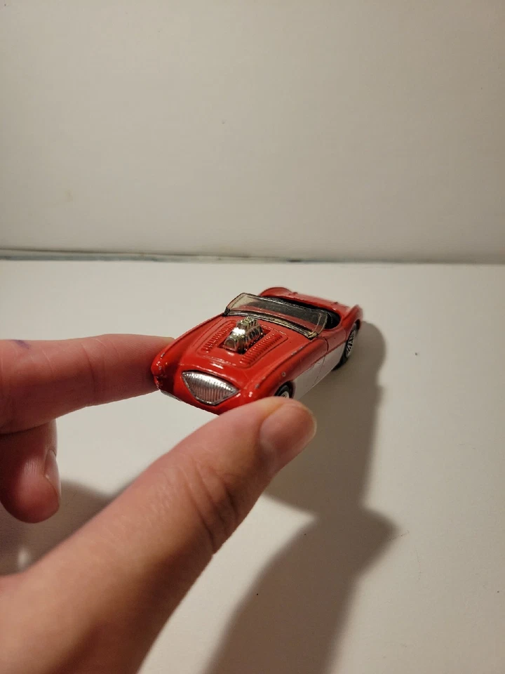 2000 Vintage Hot Wheels First Edition Austin Healey - Red/White - Image 2 of 4