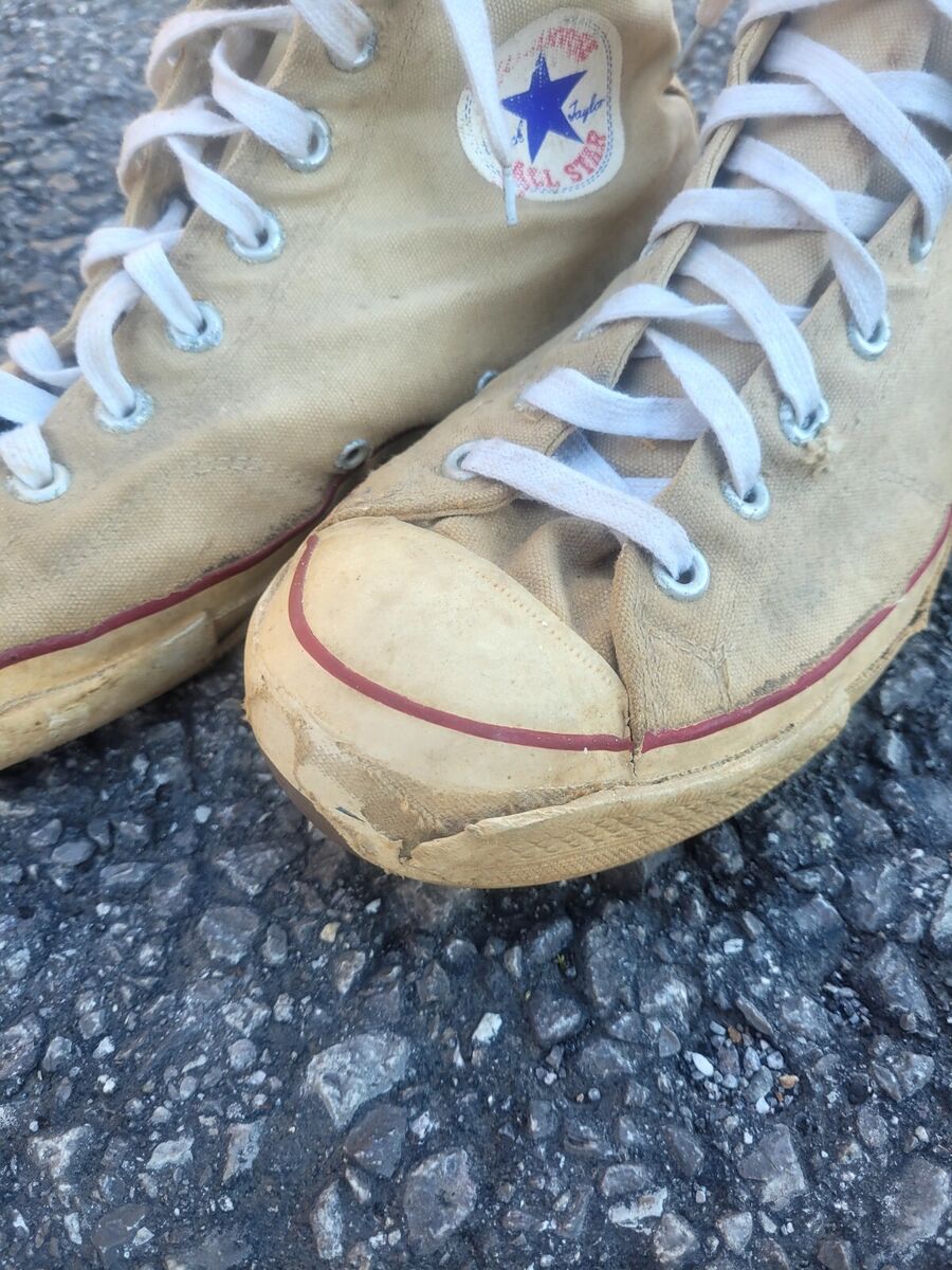 Vintage 1960s Converse Chuck Taylor Athletic Shoes High Tops Comfort Arch SZ 10 Vintage 1960s Converse Chuck Taylor Athletic Shoes High Tops Comfort Arch SZ 10