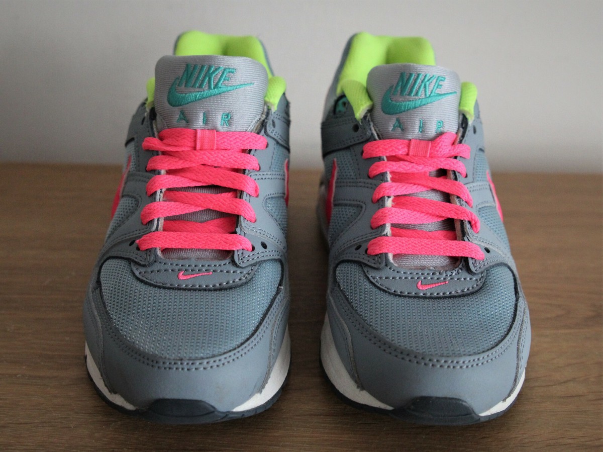 nike command trainers