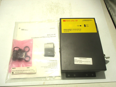 NEW OMRON STI RM-2AC-IP SAFETY LIGHT CURTAIN RELAY MODULE