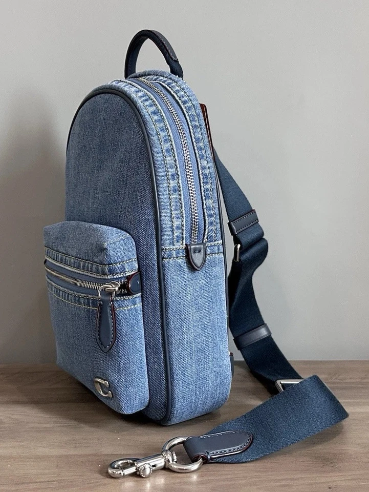 Paquete charter COACH CR765 en denim y cuero refinado plateado/azul índigo Foto 3 de 4