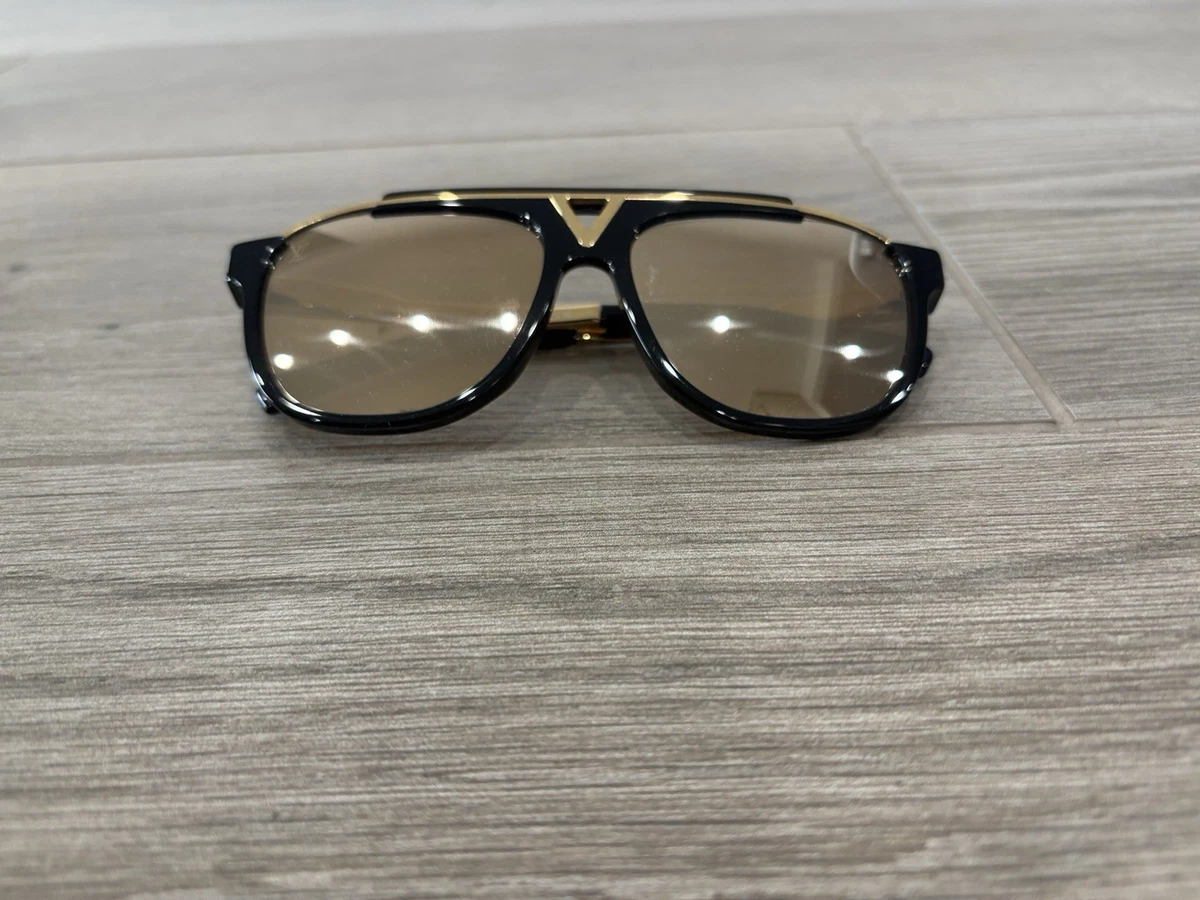 Louis Vuitton Black Black Sunglasses for Men for sale - eBay