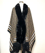 Poncho Cape Coat Womens One Size Faux Fur Trim Black Tan Geometric Print NWT