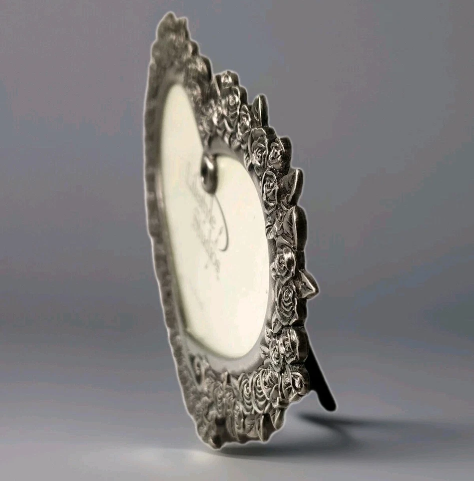 Marco de fotos corazón Lifestyle Studios caballete adornado trasero aspecto de peltre 6x4" Foto 4 de 4