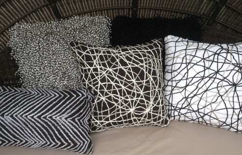 Black and White Rectangle Cushion Cover Clearance 30x50cm RRP $ 35.95 AUS Seller - Picture 6 of 12