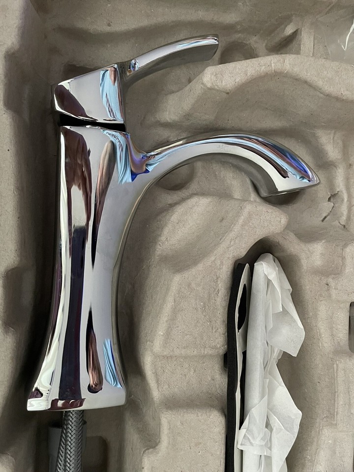 Moen Voss Einhand-Wasserhahn Mit Hohem Bogen – Poliertes Nickel, ADA-konform