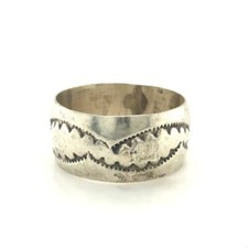 Vtg Signed Sterling Native American Southwest Tribal Stamp Etched Wide Ring 11