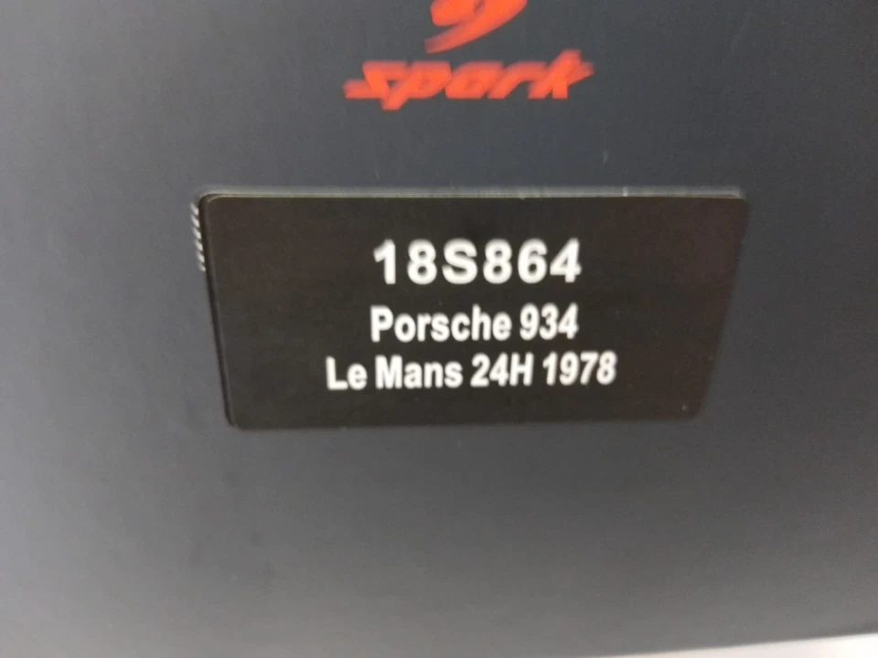 Spark Porsche 934 JAGERMEISTER #68 Feitler Holup Doren Le Mans 1978 1/18 Foto 3 de 3