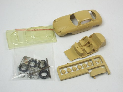 Provence Moulage Bausatz K132 1960 Alfa Romeo Giulietta SZ Kit Resin 1/43