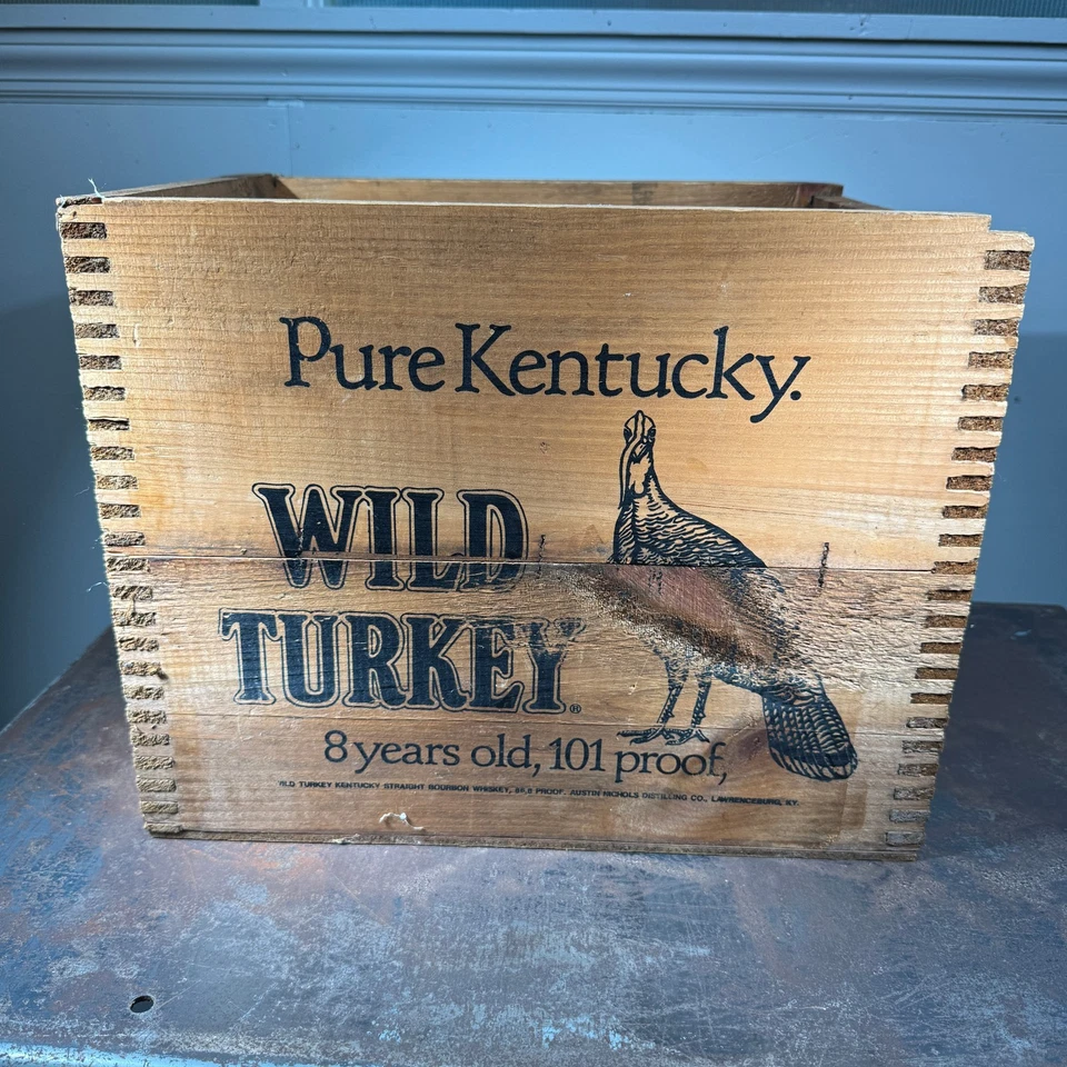 Caja de madera de whisky bourbon recto Kentucky de colección WILD TURKEY - Publicidad Foto 4 de 4