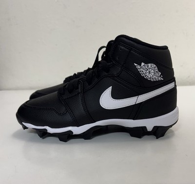jordan youth baseball cleats