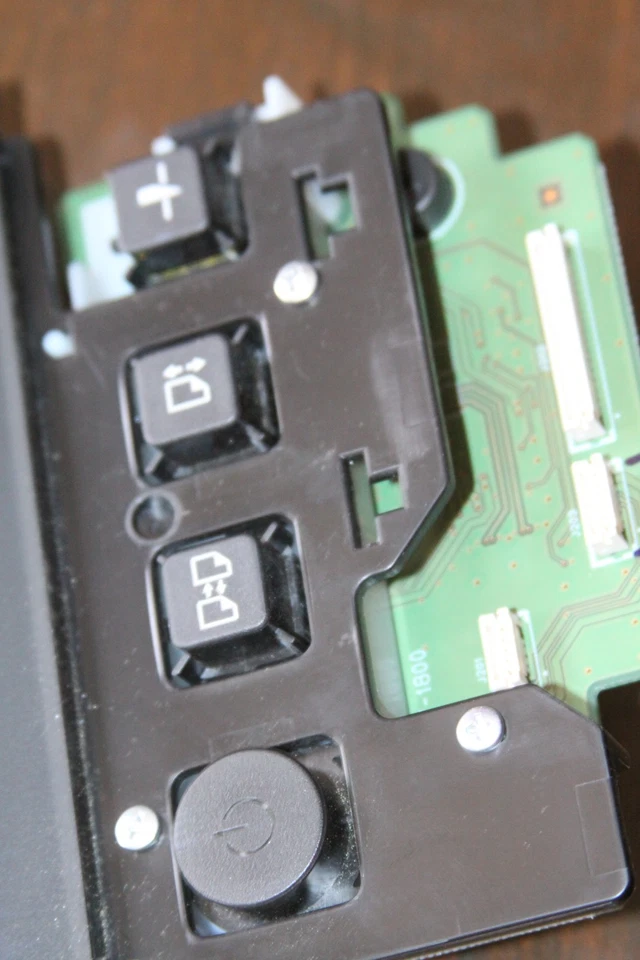 Canon imagePROGRAF PRO-2100 24" Inkjet Printer Main LCD Touch Screen w/ USB Port - Image 3 of 3