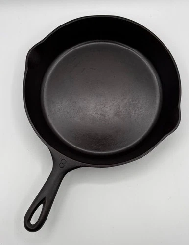 Vintage Wagner Ware Sidney -O- No. 8 Cast Iron Skillet Restored Seasoned 1058 Z