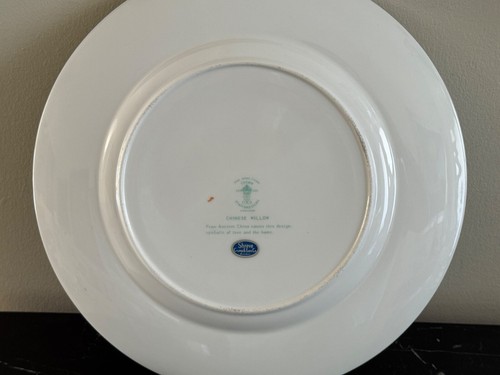 Crown Staffordshire Chinese Willow 2 Dinner Plates, 1 Bread Plate, 1 Saucer - Picture 10 of 14