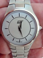 NIB Contemporary W & C J Private Label Swiss Made Dress Ladies Wristwatch