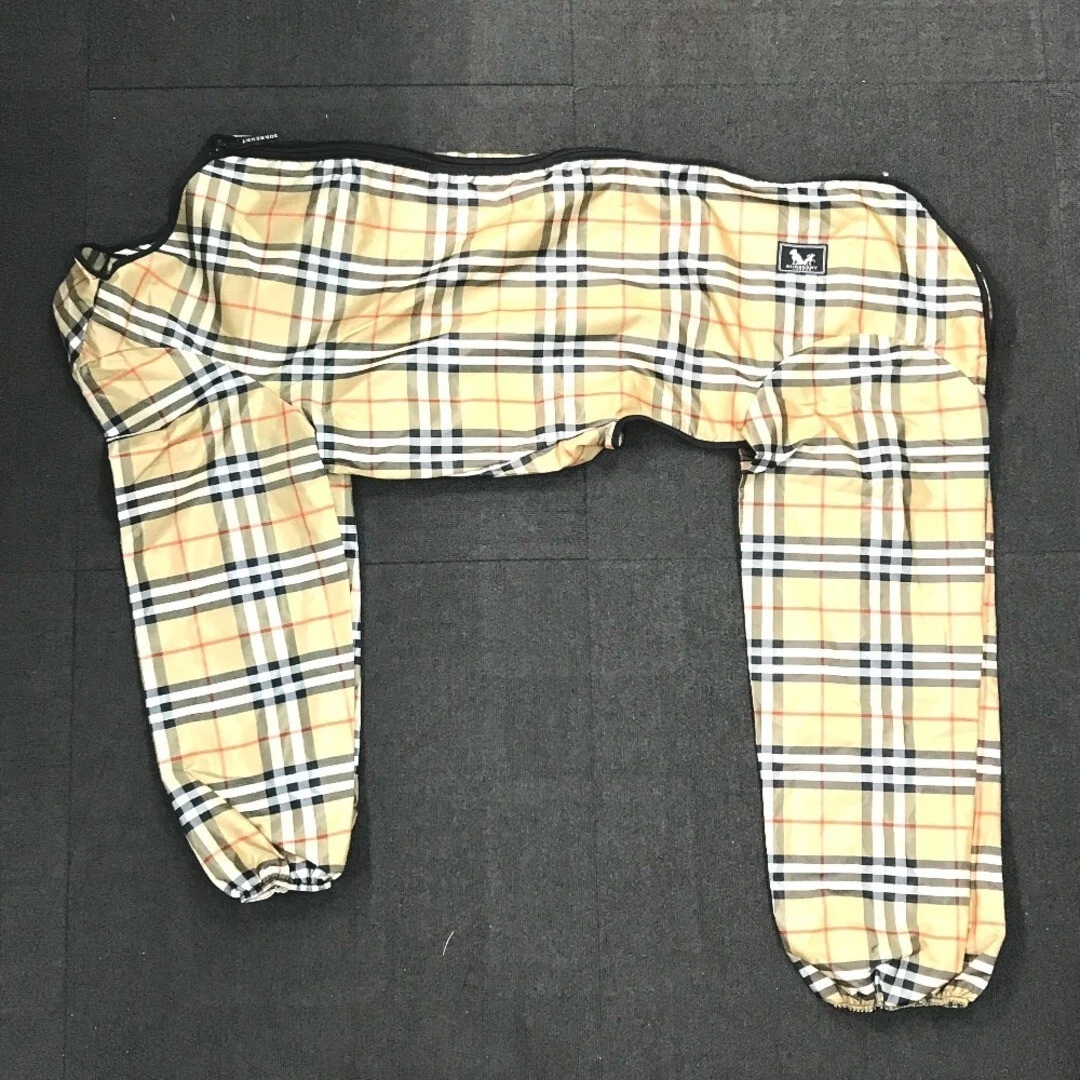 Preços baixos em Roupas e calçados para cães Burberry | eBay