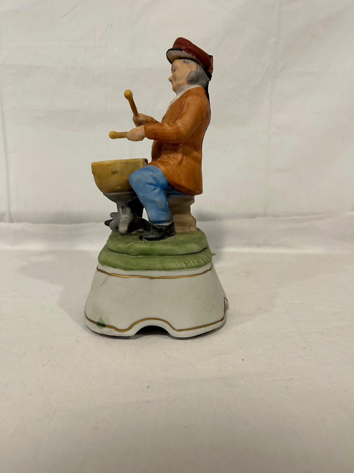 Picture 3 of 13