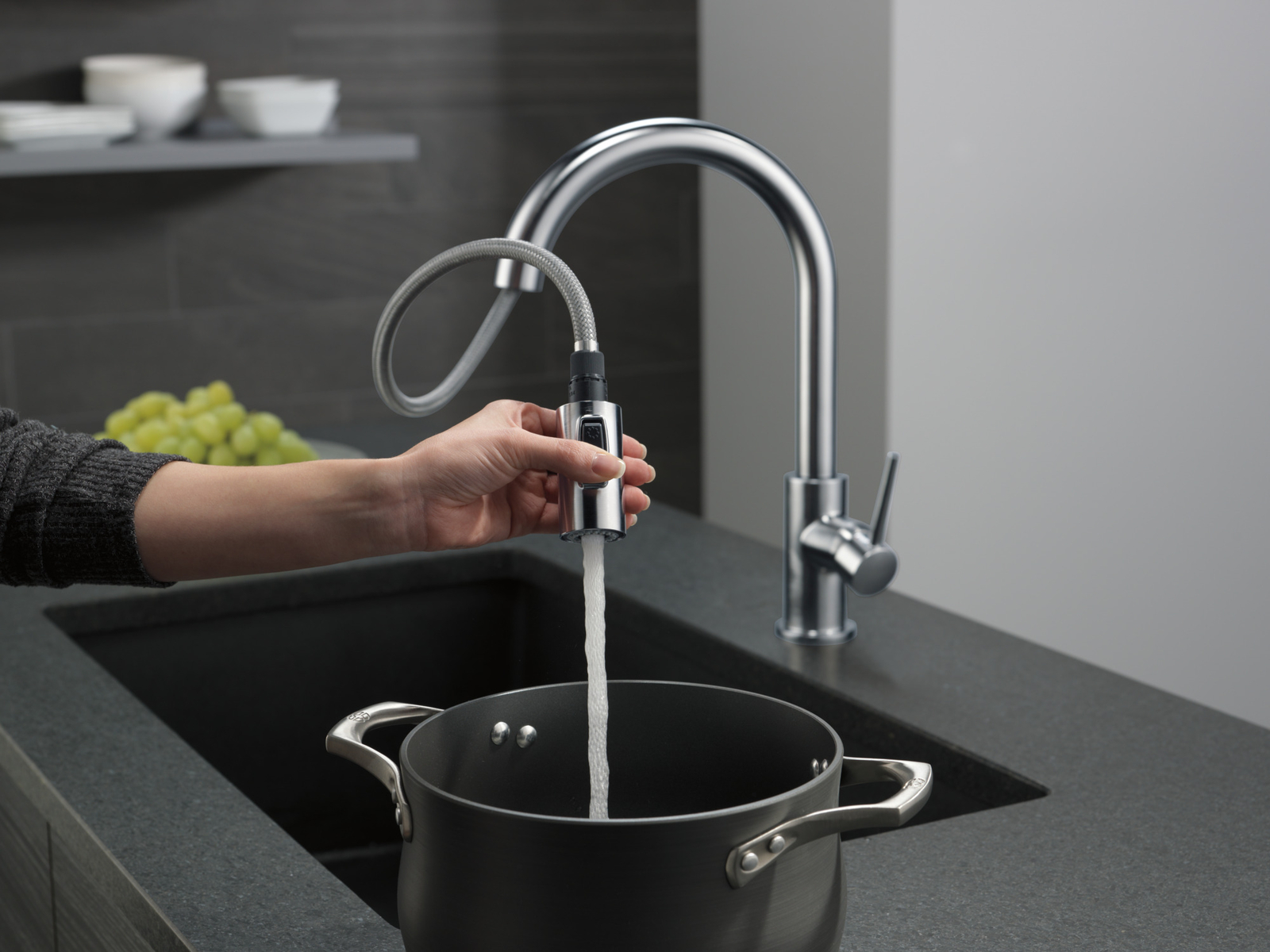 Delta Trinsic Pull-Down Kitchen Faucet Arctic Stainless-Certified Refurbished