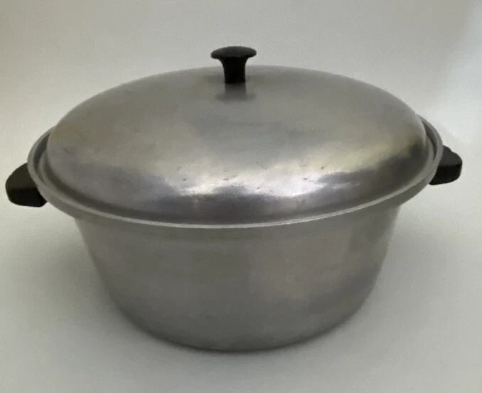 Vintage VITA CRAFT 4 Quart Aluminum Dutch Oven With Domed Lid Made in USA!
