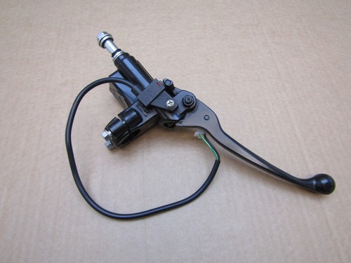 Mondial Imola 125 E5 2022 4,348 miles left brake master cylinder (12246) - Picture 5 of 8