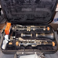 Yamaha Advantage Clarinet YCL-200ADI with Hard Shell Case - Excellent Condition