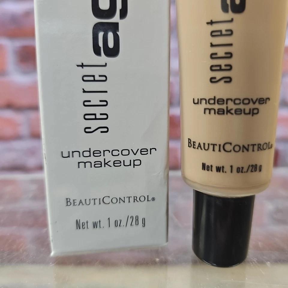 BeautiControl Secret Agent Undercover Makeup Y3 Y-3 1oz - Image 2 of 4