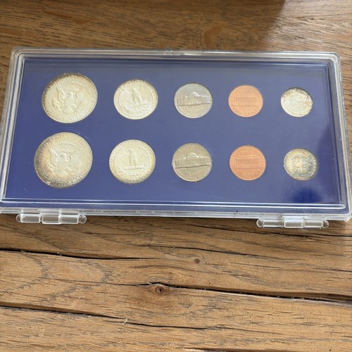 United States Mint Set Philadelphia And Denver 1964 10 Coin - Picture 2 of 2