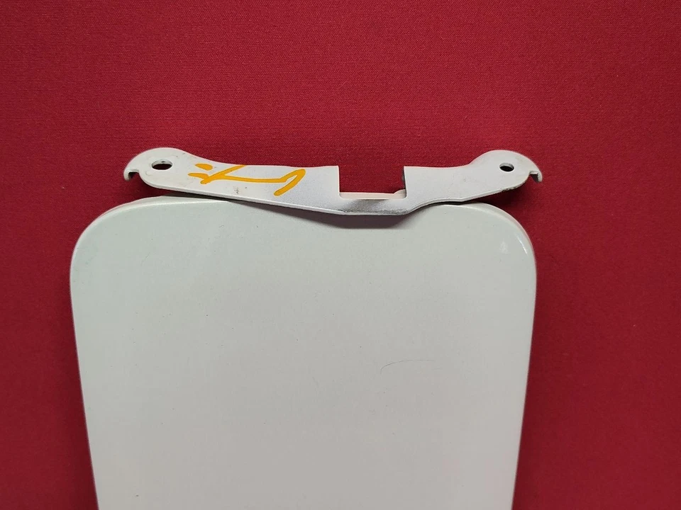 Tampa da porta de enchimento de combustível 2011-2020 Infiniti Qx56 Qx80 17-24 Nissan Armada QAA branca - Imagem 2 de 4