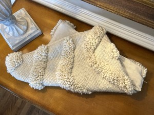 Avocado Tierra Wool Cotton Pillow Cover 18”x18” PRE-OWNED READ