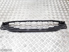 2018 HONDA HR-V GRILLE BUMPER CENTRAL 71103T7JH000