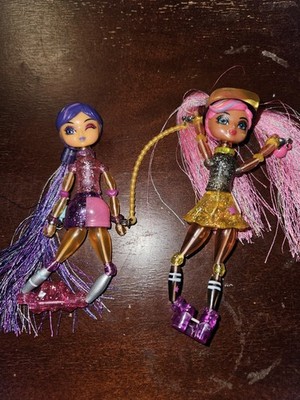 Twisty Girlz Series 2 Transforming Bracelet Doll Set of 2